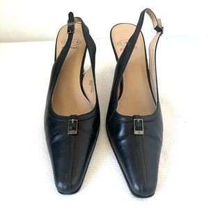 CIRCA JOAN & DAVID Stylish Heels With Black Strap